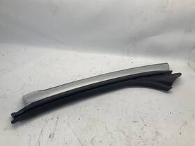 8w7853266a 18-24 Audi A5 S5 Convertible Exterior Windshield Left A Right Trim Molding Q