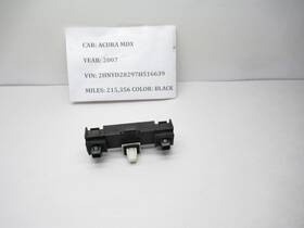 71593-stx-a00 Acura 2007-2013 Mdx Spacer Rear Bumper Side Oem