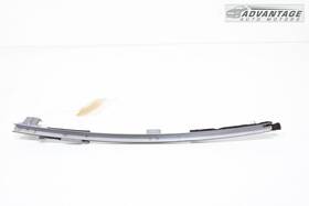 72230-tx6-a11 Acura 2013-2020 Ilx Front Right Side Door Panel Lower Window Glass Guide Oem
