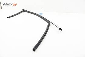 4ke837432b Audi 2019 - 2023 E-tron Front Right Side Door Window Glass Run Channel Seal Oem