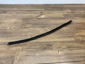 4l0-839-479 Audi 07-15 Q7 Front Door Window Inner Channel Seal Trim Left Side