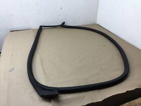 4s8831707 Audi R8 2022 Left Driver Door Seal Weather Strip 18-23 A