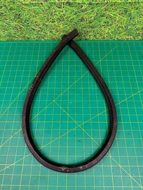 8j0823731b Audi 8j0823731b/8j0 08-15 Tt Mk2 Front Rain Tray Seal Weather Strip Black Oem