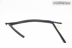 8v5837440 Audi 2015-2020 A3 8v Front Right Door Window Channel Seal Oem
