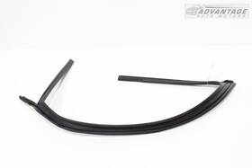 8w0837431 Audi 2017-2023 A4 B9 Quattro Front Left Side Door Window Glass Run Chanel Oem