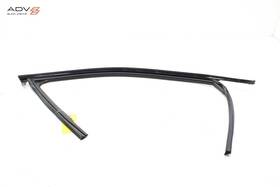8w0837440b Audi S4 A4 Front Right Side Door Glass Run Channel Weatherstrip Seal Oem 2017-24 8w0837440b Audi S4 A4 Front Right Side Door Glass Run Channel Weatherstrip Seal Oem 2017-24