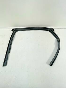 8w5839439 Audi A4 Avant B9 Rear Left Door Window Channel