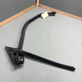 8w8837479a Audi 18-23 A5 Sportback Front Left Driver Window Glass Weatherstrip Seal Oem