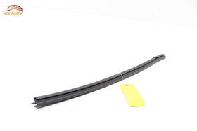 36a839479 Bentley Bentayga Rear Left Door Window Inner Belt Weatherstrip Seal Oem 2017-20 36a839479 Bentley Bentayga Rear Left Door Window Inner Belt Weatherstrip Seal Oem 2017-20