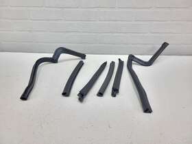 3400363 Bmw 2004-2010 X3 Engine Compartment Seal Gasket Trim Weather Strip Lot Set Oem