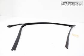 51317289633 Bmw 2014-2018 X5 F15 Front Left Door Window Guide Weatherstrip Seal Molding Oem