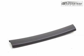 Bmw 51337384943 2017-2023 530i Xdrive G30 Rear Left Side Door Window Guide Channel Cover Oem