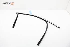 Bmw 51337428672 19-25 X5 G05 Front Right Side Door Window Run Channel Weatherstrip Seal Oem