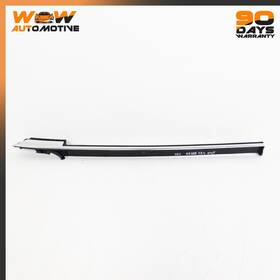 51377119098 Bmw 07-13 E93 335i Rear Right Passenger Side Door Glass Strip Window Seal 51377119098 Bmw 07-13 E93 335i Rear Right Passenger Side Door Glass Strip Window Seal