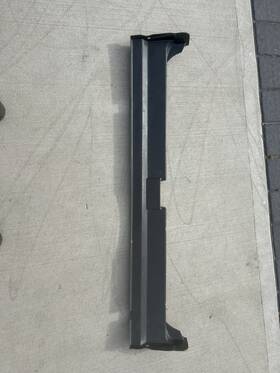 51478126559 Bmw Original E34 5 Series Boot/trunk Tail Black Plastic Rear Edge Trim Panel