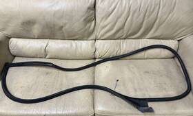 51717161687 Bmw E46 Coupe 2000-2006 Rubber Front Left Driver Door Weather Strip Seal Gasket