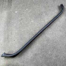 51718122580 Bmw Oem E36 Center Rubber Engine Bay Trim Gasket Cover