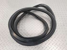 51727231334 Bmw 2011-2012 750li Hybrid Front Right Side Door Seal Weatherstrip Rubber Oem