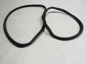 51767295198 Bmw 15-20 M4 F82 2016 Rear Trunk Weatherstrip Rubber Seal