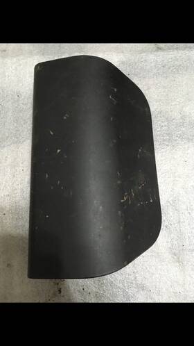 7016892 Bmw 03-08 Z4 E85 E86 Convertible Soft Top Windshield Frame Centre Cover