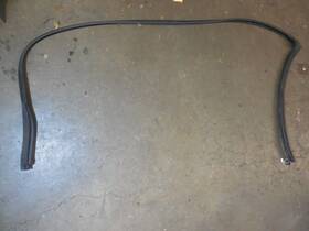 7057509 Bmw Rear Left Door Window Frame Gasket Weatherstrip Seal 535i E60