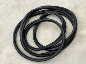7110420 Bmw 04-07 E60 530i 525i 550i Rear Trunk Boot Weatherstrip Weather Strip Seal