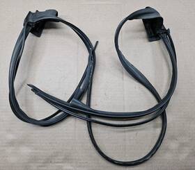 7164997 Bmw 1 Series E88 Convertible Seal Sealing Gasket Windscreen Front Panel