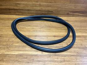 7289608 Bmw 2014-2018 X5m F85 Front Door Window Weatherstrip Seal Rubber Oem