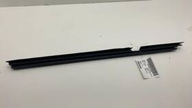 7336984-11 Bmw 2021 530e G30 Rear Passenger Side Door Window Inner Weatherstrip Seal Right 7336984-11 Bmw 2021 530e G30 Rear Passenger Side Door Window Inner Weatherstrip Seal Right