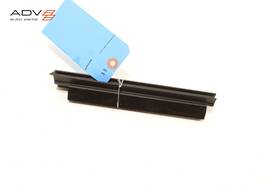 7484064 Bmw X7 G07 Rear Right Side Door Window Inner Weatherstrip Seal Oem 2019 7484064 Bmw X7 G07 Rear Right Side Door Window Inner Weatherstrip Seal Oem 2019