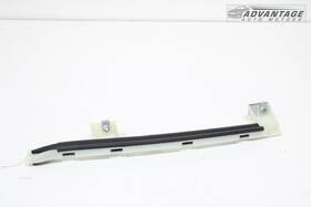 10948377 Buick 2021-2023 Envision Front Right Door Panel Window Glass Guide Channel Oem