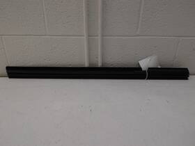 Buick 25725134 2002 2005 Lesabre Rear Left Driver Window Belt Weatherstrip Oem