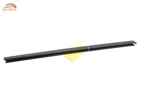 42740493 Buick Encore Gx Front Left Door Window Inner Belt Weatherstrip Seal Oem 2020-24