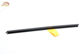 42740494 Buick Encore Gx Front Right Door Window Inner Belt Weatherstrip Seal Oem 2020-24
