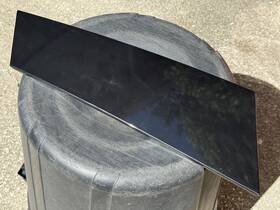 756004 Buick 08-12 Enclave Black Metallic Rear Left Rh Quarter Window Trim Oem 756004 Buick 08-12 Enclave Black Metallic Rear Left Rh Quarter Window Trim Oem