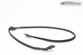 00073-mp-180-a Cadillac 2016-2020 Ct6 Rear Left Side Door Lower Weatherstrip Seal Oem