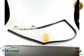 22965982 Cadillac 13-18 Ats Front Right Rh Passenger Side Door Frame Weatherstrip Oem