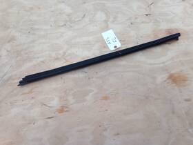 23461543 Cadillac 2013-2018 Ats Front Left Door Window Inner Belt Weatherstrip Seal Oem