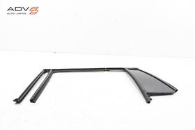 85691484 Cadillac Xt6 Rear Left Side Door Window Glass Run Channel Seal Oem 2020 - 2025 85691484 Cadillac Xt6 Rear Left Side Door Window Glass Run Channel Seal Oem 2020 - 2025