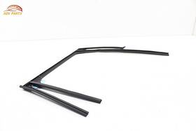 87817841 Cadillac Lyriq Rear Left Door Window Glass Run Channel Seal Oem 2023 - 2024
