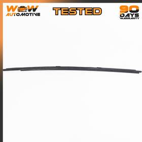 10313424 Chevrolet 98-04 Corvette C5 Front Right Door Window Outer Sealing Strip Oem