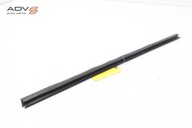22987625 Chevrolet 2016-25 Malibu Front Left Door Window Inner Belt Weatherstrip Seal Oem