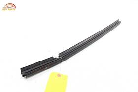 23229396 Chevrolet Suburban Rear Left Door Window Inner Weatherstrip Seal Oem 2015 - 2020
