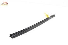 23229397 Chevrolet Suburban Rear Right Door Window Inner Weatherstrip Seal Oem 2015-2020