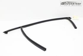Chevrolet 26589863 2025 Equinox Front Left Door Window Glass Run Channel Seal Oem