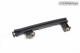 42440867 Chevrolet 2019-2024 Chevy Blazer Front Right Door Window Glass Guide Forward Channel Oem