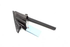 84816186 Chevrolet Corvette Convertible Right Door Window Weatherstrip Seal Oem 2020-2024