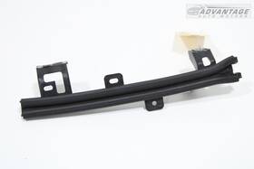 D2uc Chevrolet 2018-2021 Equinox Rear Left Side Door Glass Guide Channel Support Oem