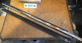 5536430ae Chrysler Fits 2007-2009 Aspen Inner And Outer Beltline Weatherseals Right