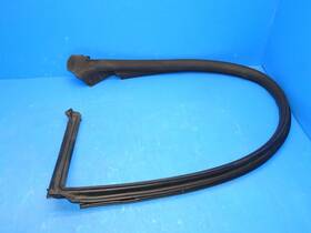 A1937200154 Chrysler Oem 04-05 Crossfire Door Rubber Seal Gasket Weatherstriping Left